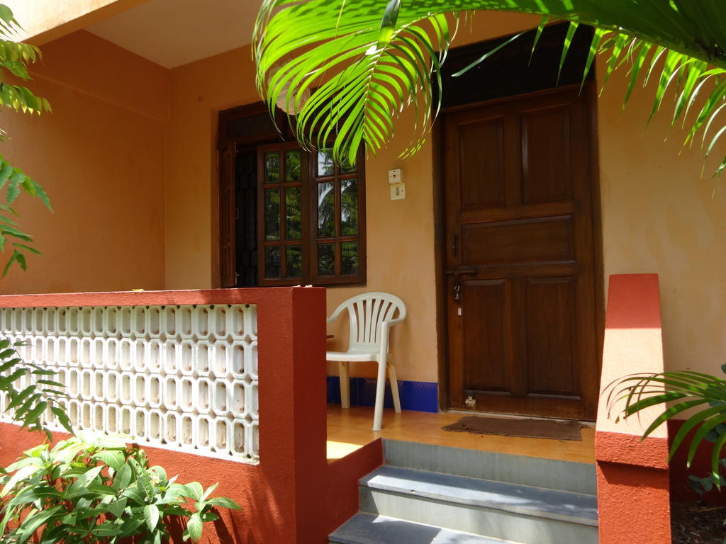 Pinto Guest House Candolim Phòng bức ảnh
