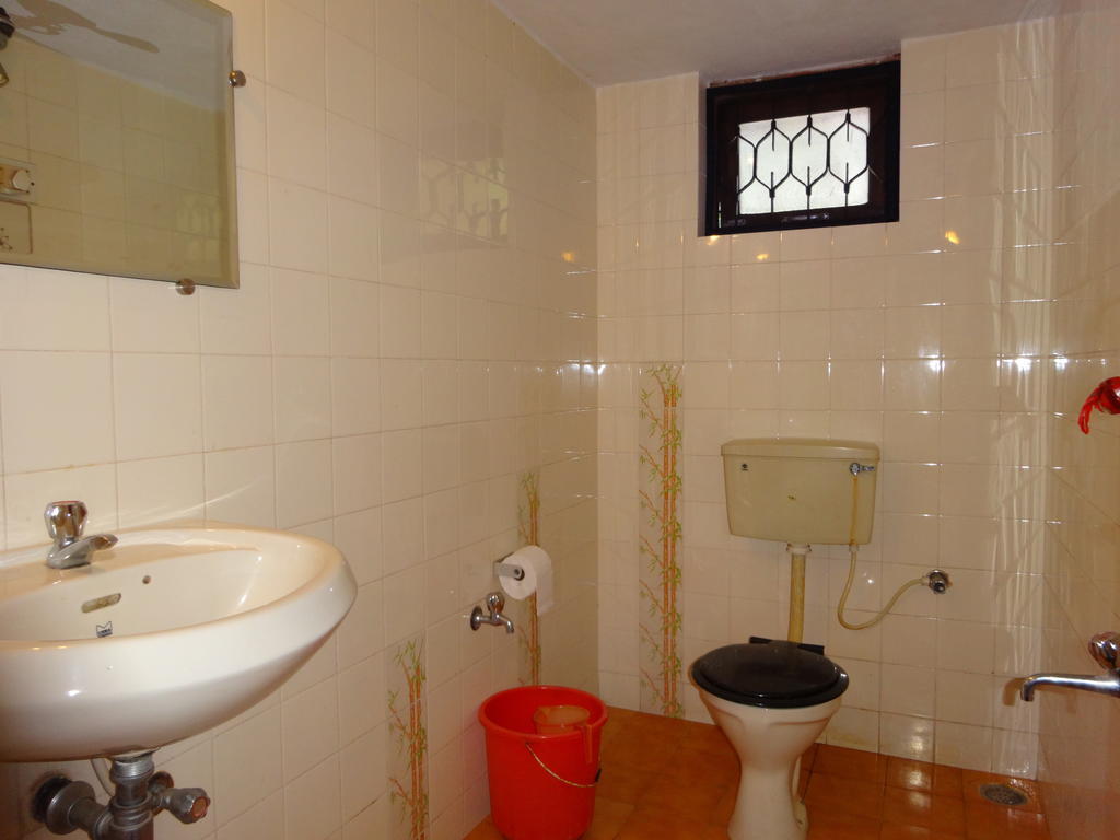 Pinto Guest House Candolim Phòng bức ảnh
