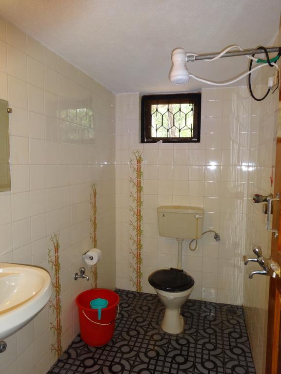 Pinto Guest House Candolim Phòng bức ảnh