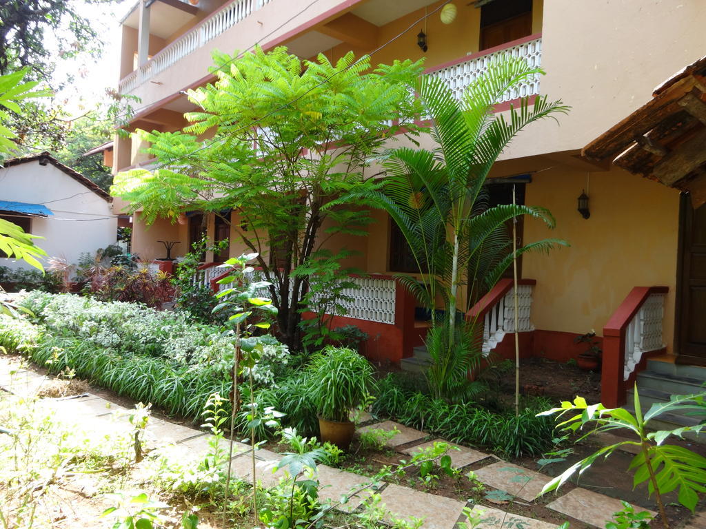 Pinto Guest House Candolim Ngoại thất bức ảnh