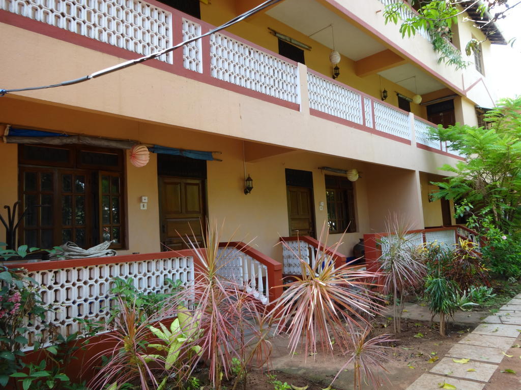 Pinto Guest House Candolim Ngoại thất bức ảnh